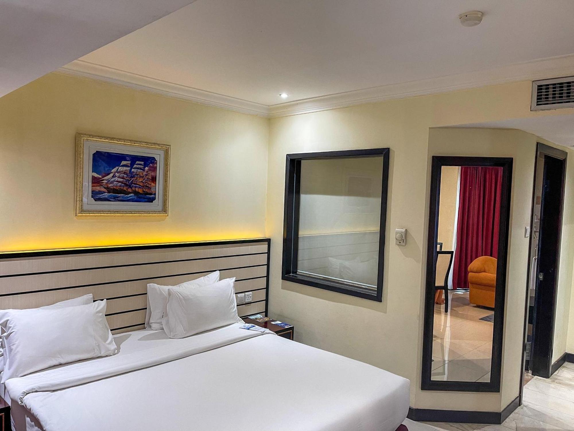 Pacific Palace Hotel Nagoya Room photo